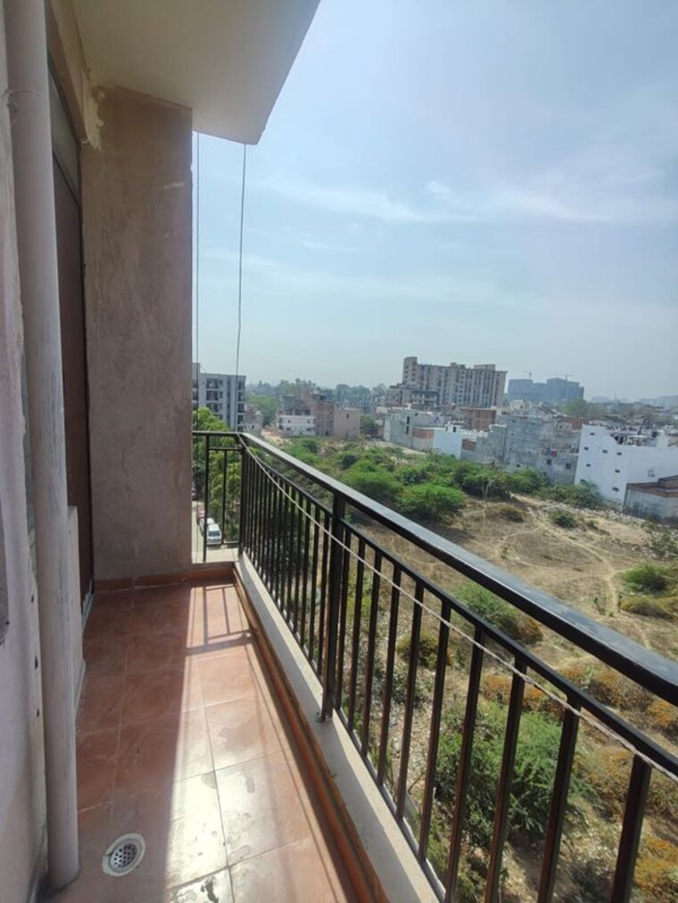 Balcony, gomti nagar 1 Bedroom 410 Sq.Ft. Apartment In Gomti Nagar Lucknow 10122274