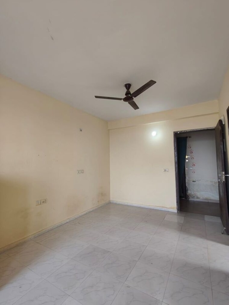 Room, gomti nagar 1 Bedroom 410 Sq.Ft. Apartment In Gomti Nagar Lucknow 10122274