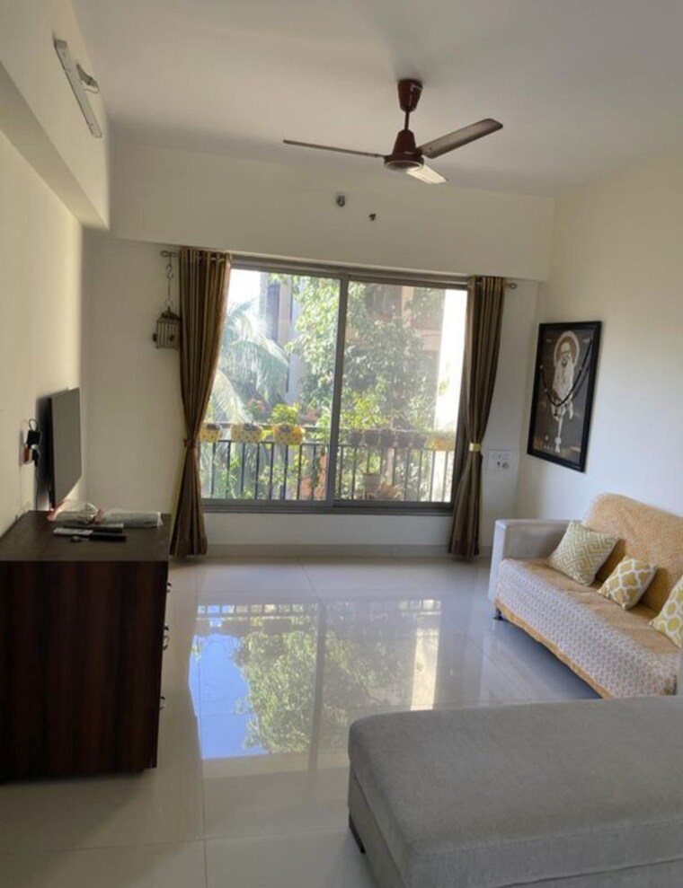 Living Room, kishor-nagar-chs 2 Bedroom 11000 Sq.Ft. Apartment In Kopri Thane 10096147