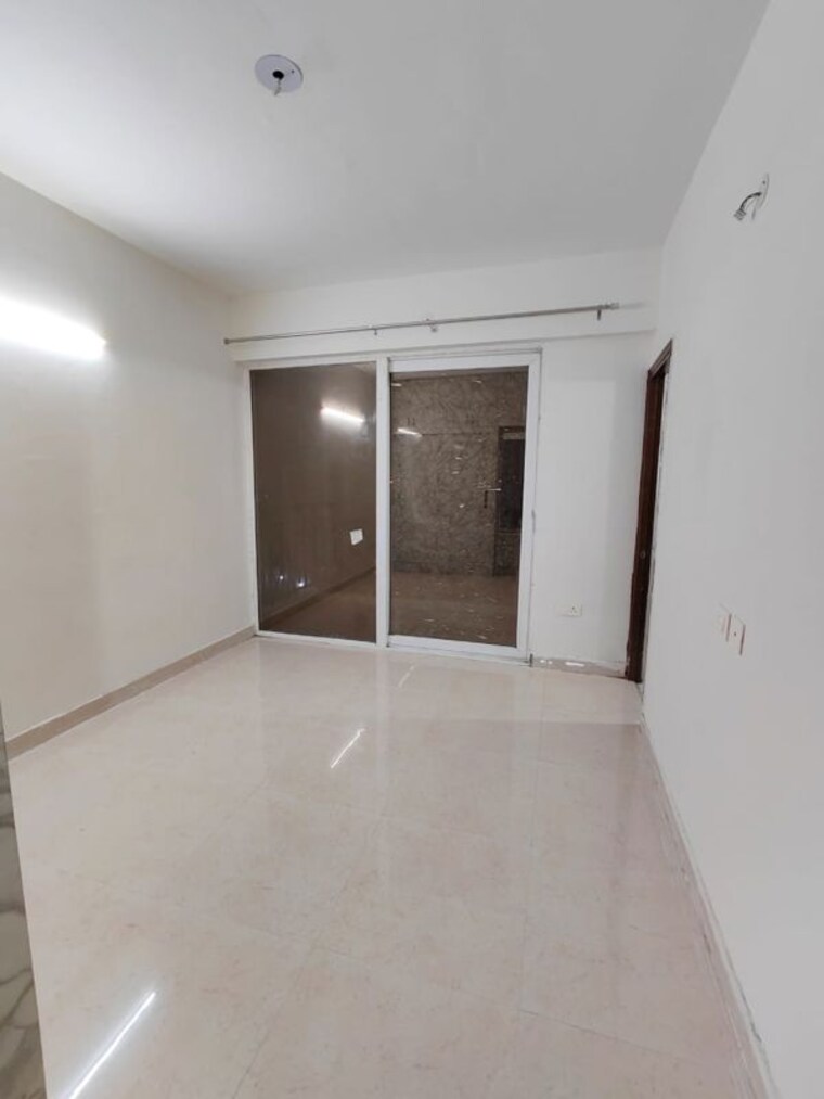 Room, signature-global-proxima-phase-2 2 Bedroom 598 Sq.Ft. Apartment In Sector 89 Gurgaon 10122261