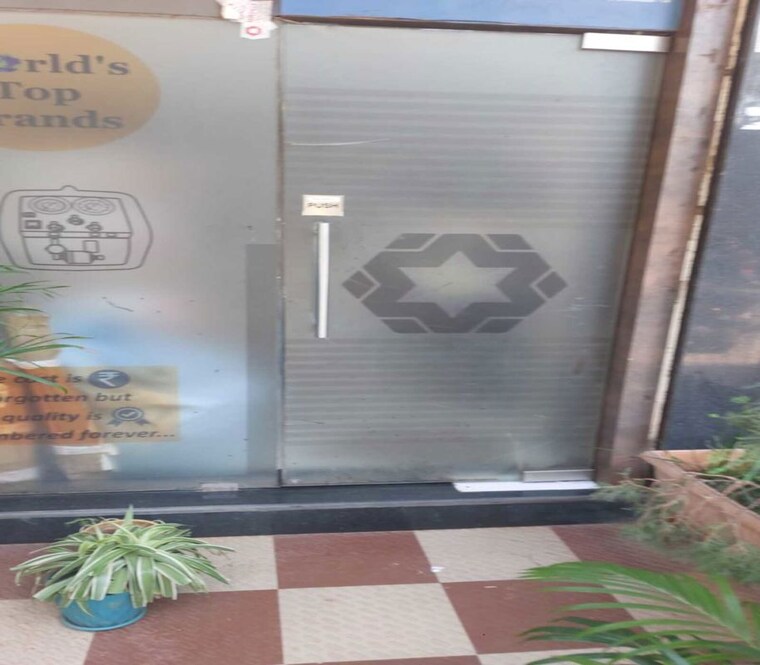 Entrance, dadar east Commercial Office Space 900 Sq.Ft. In Dadar East Mumbai 10122350