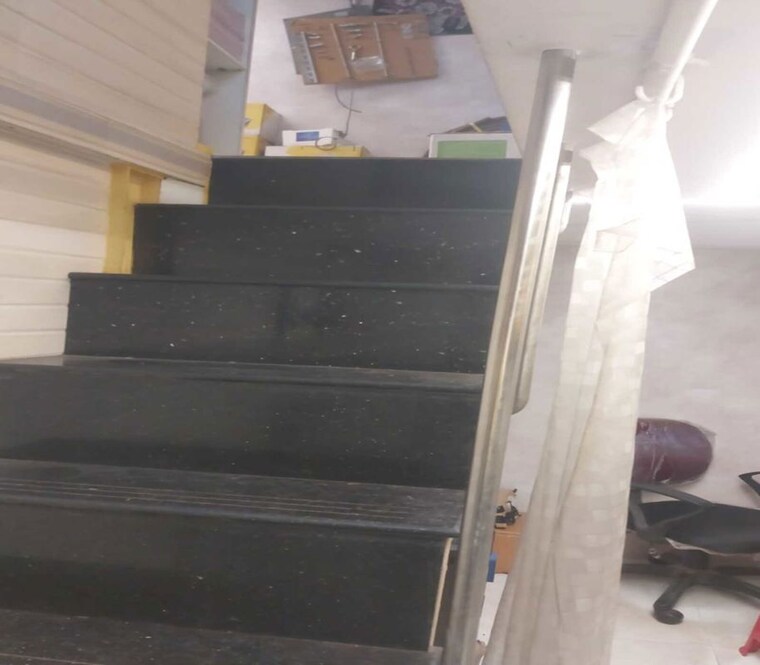 undefined, dadar east Commercial Office Space 900 Sq.Ft. In Dadar East Mumbai 10122350