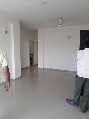 Bathroom in 2 BHK Apartment at Emaar Emerald Estate, Sector 65 – for Rent