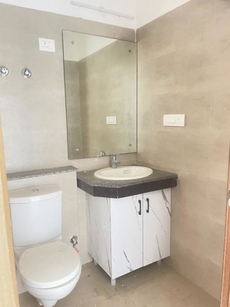 Bathroom, sector 150 3 Bedroom 1400 Sq.Ft. Apartment In Sector 150 Noida 10122358