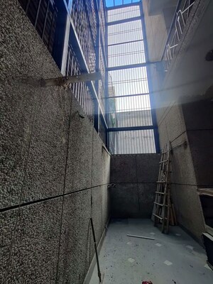 Staircase in 2 BHK Builder Floor at Sector 34 – for Rent