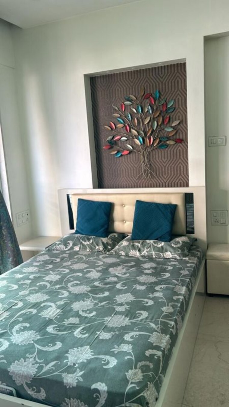 Bedroom, khar west 2 Bedroom 630 Sq.Ft. Apartment In Khar West Mumbai 10122389