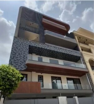 4 BHK Builder Floor For Sale in Emaar Marbella Phase 2, Sector 66