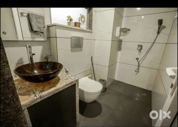 Master Bedroom in 2 BHK Builder Floor at Saya Zenith, Ahinsa Khand 2 – for Sale