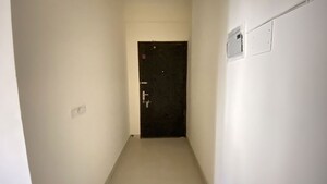 Furnished Amenities in 2 BHK Apartment at Signature Global Orchard Avenue, Sector 93 – for Rent