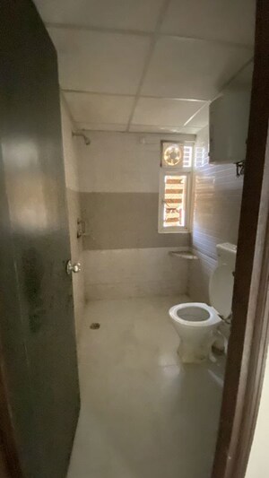 Bathroom in 2 BHK Apartment at Signature Global Orchard Avenue, Sector 93 – for Rent