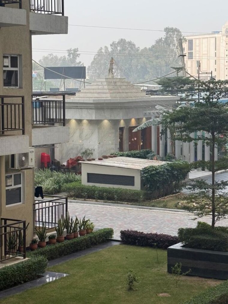 Exterior View, international airport road 3 Bedroom 2100 Sq.Ft. Apartment In International Airport Road Zirakpur 10122481