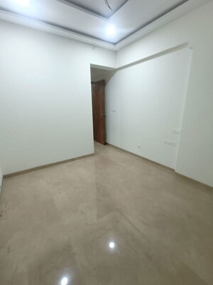 Room in 2 BHK Apartment at 111 Hyde Park, Malad East – for Rent