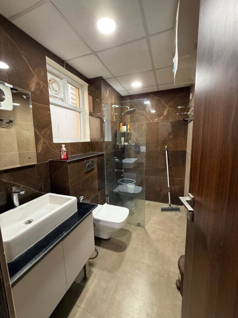 Kitchen, international airport road 3 Bedroom 2100 Sq.Ft. Apartment In International Airport Road Zirakpur 10122489