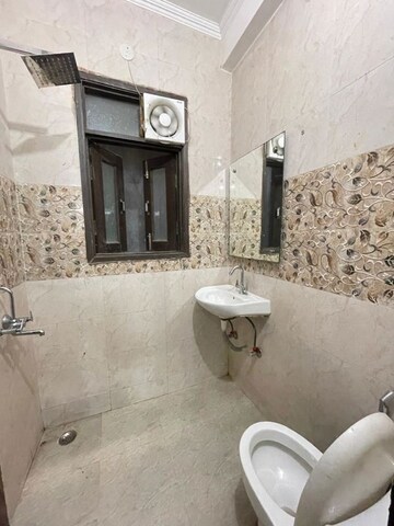 Bathroom in 1 BHK Builder Floor at Saket – for Rent
