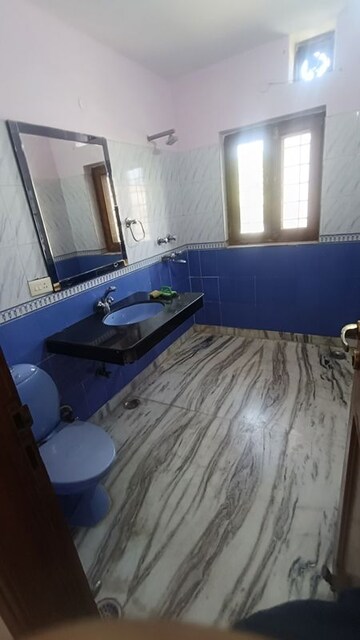 Team Area in 1 BHK Builder Floor at Sector 23a – for Rent