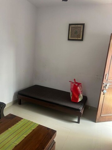 Furnished Amenities in 1 BHK Builder Floor at Sector 23a – for Rent