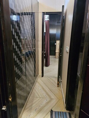 Building Lobby in 3 BHK Builder Floor at Ansals Sushant City – for Rent