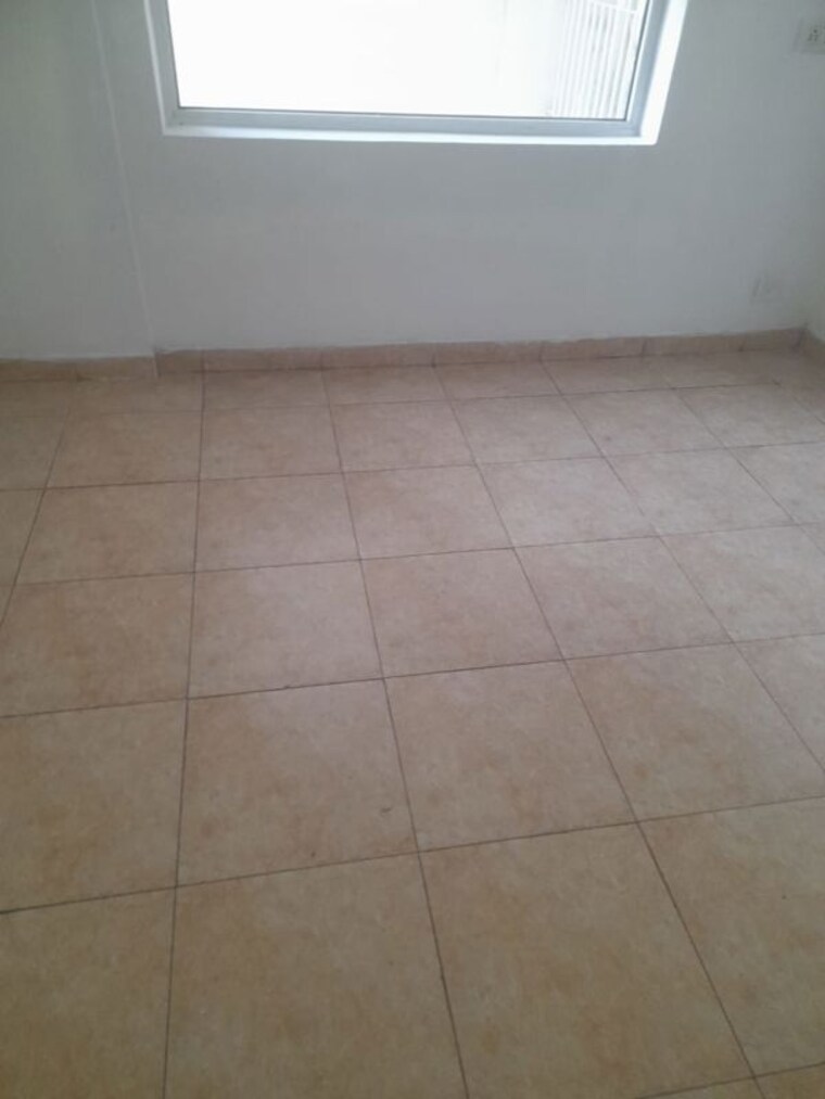 Room, international airport road 3 Bedroom 1355 Sq.Ft. Apartment In International Airport Road Zirakpur 10122513