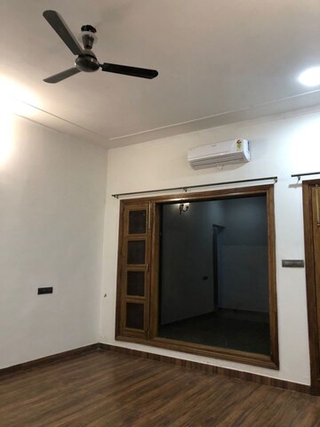 Room in 4 BHK Independent House at Virtue Insignia, Sas Nagar – for Rent