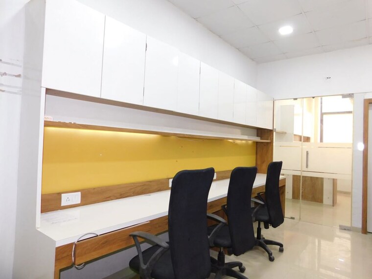 Team Area, lotus-business-park Commercial Office Space 300 Sq.Ft. In Malad West Mumbai 10122509