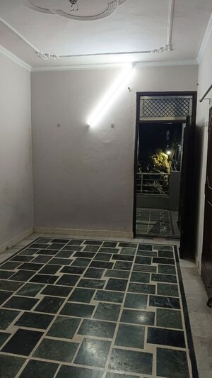 Balcony in 1 BHK Builder Floor at Sector 13 – for Rent