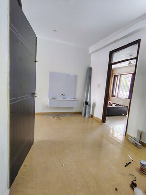 Room in 2 BHK Builder Floor at Sector 22b – for Rent