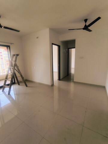 Room in 2 BHK Apartment at Shapoorji Pallonji Joyville Hadapsar Annexe, Hadapsar – for Rent