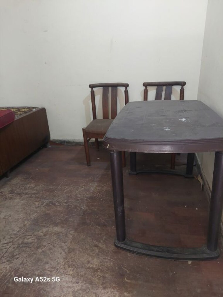 Dining area, adchini 1 RK 300 Sq.Ft. Apartment In Adchini Delhi 10122560