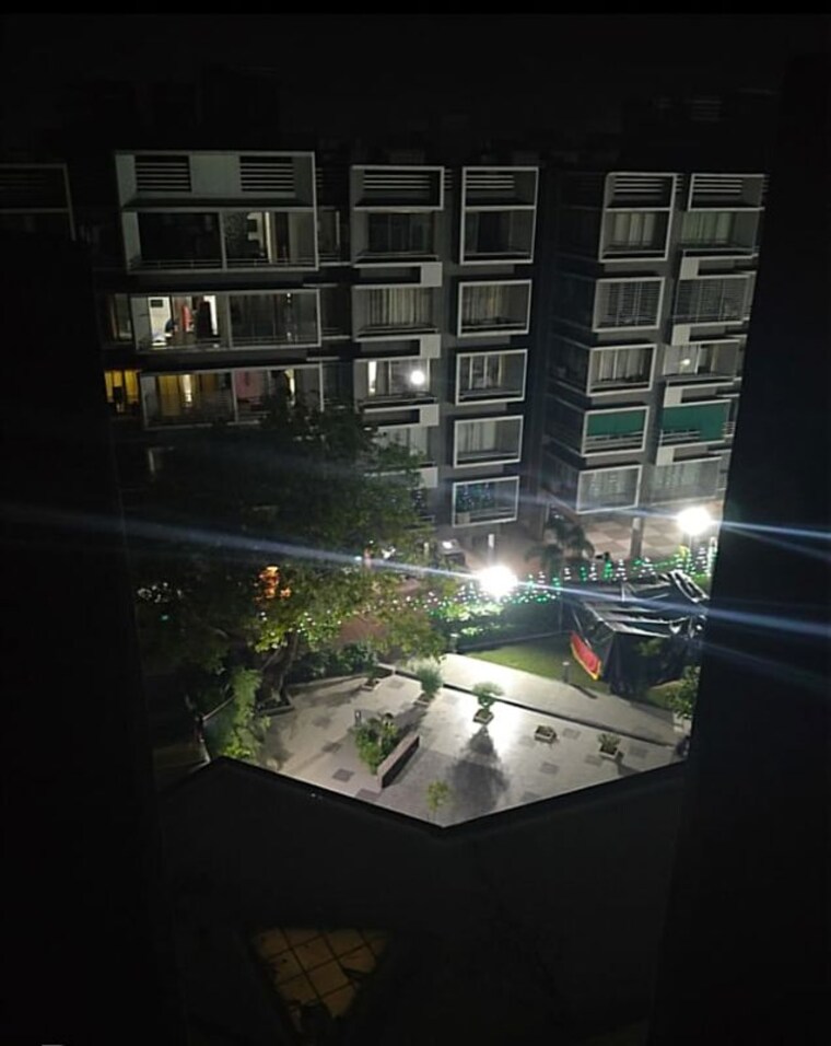  Parking, sargasan 3 Bedroom 1800 Sq.Ft. Apartment In Sargasan Gandhinagar 10122555
