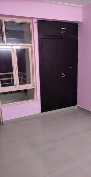 Room in 2 BHK Apartment at Ansal Plaza Chiranjiv Vihar, Chiranjiv Vihar – for Rent