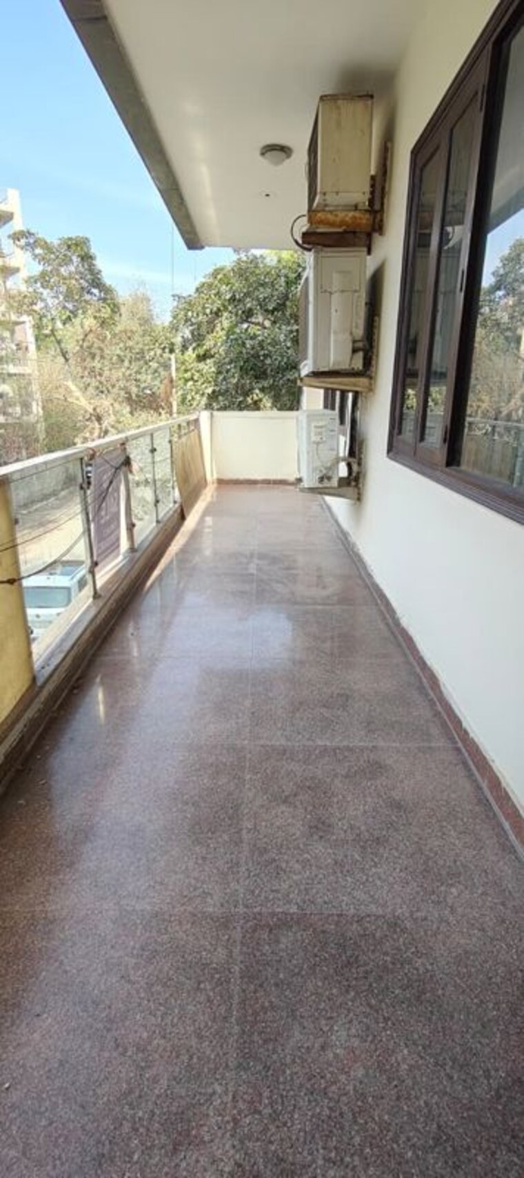 Balcony, south city 1 3.5 Bedroom 1900 Sq.Ft. Builder Floor In South City 1 Gurgaon 10122590