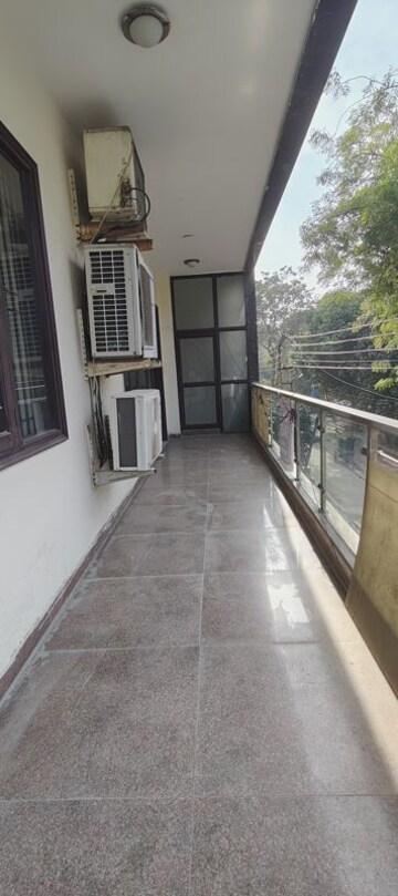 Balcony in 3.5 BHK Builder Floor at South City 1 – for Rent