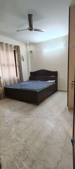 3.5 BHK Builder Floor For Rent in South City 1