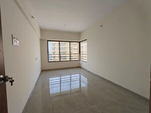 Room in 3 BHK Apartment at The Central, Chembur – for Rent