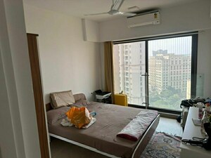 Bedroom in 2 BHK Apartment at Powai – for Rent