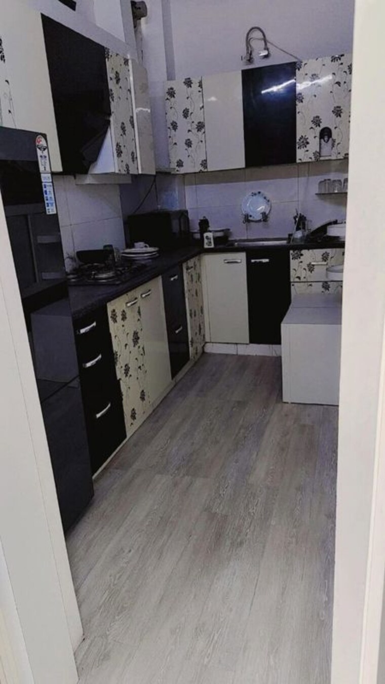 Kitchen, greater kailash part 3 3 Bedroom 1500 Sq.Ft. Apartment In Greater Kailash Part 3 Delhi 10122594