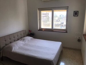 Bedroom in 2 BHK Apartment at Bandra West – for Rent
