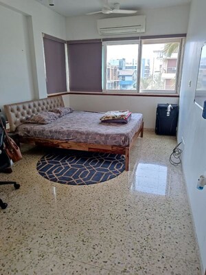Bedroom in 2 BHK Apartment at Bandra West – for Rent