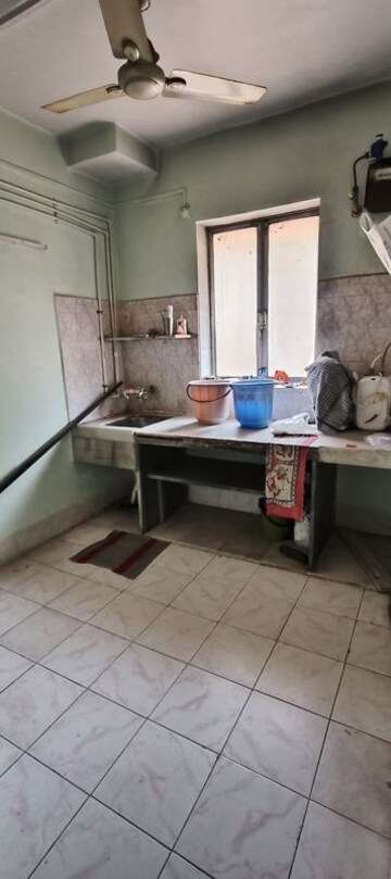 Team Area in 1 BHK Apartment at Kalyan West – for Sale