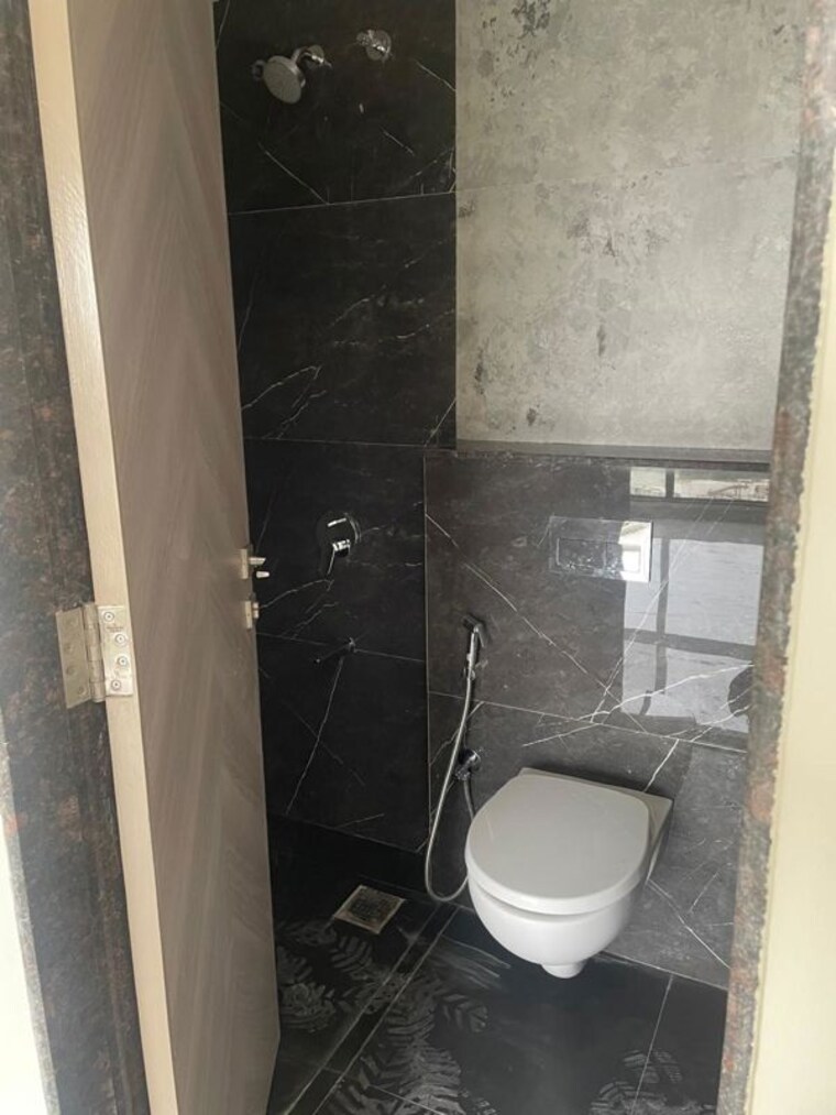 Bathroom, malad west 1 Bedroom 465 Sq.Ft. Apartment In Malad West Mumbai 10122752