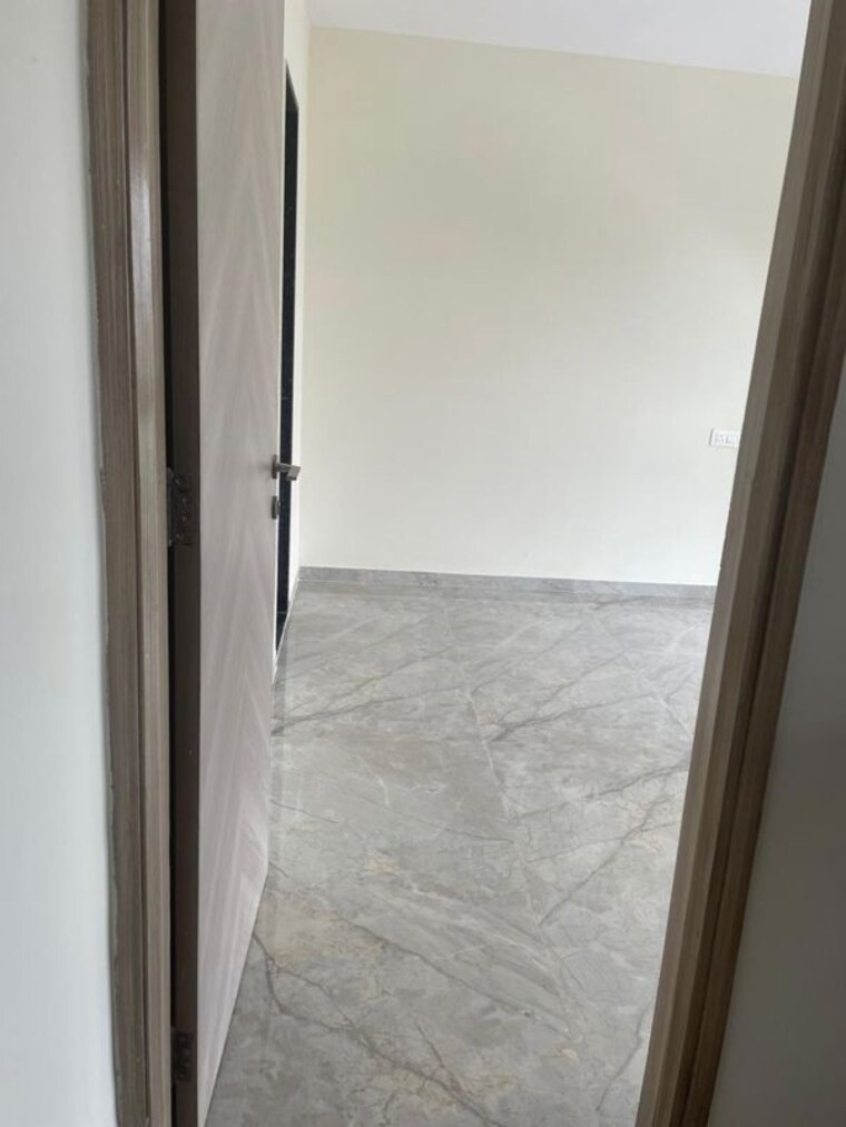 Room, malad west 1 Bedroom 465 Sq.Ft. Apartment In Malad West Mumbai 10122752