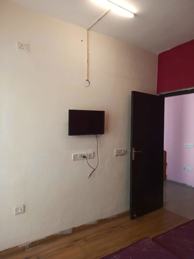 Room, sector 168 1 Bedroom 504 Sq.Ft. Apartment In Sector 168 Noida 10122765