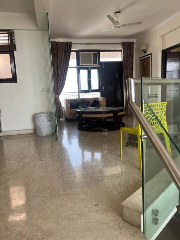 Gym, sector 51 4 Bedroom 5800 Sq.Ft. Apartment In Sector 51 Gurgaon 10122824