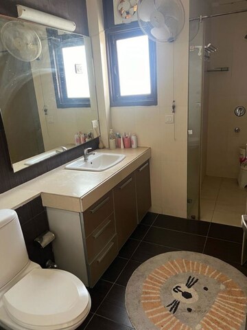 Master Bedroom in 4 BHK Apartment at Sector 51 – for Rent