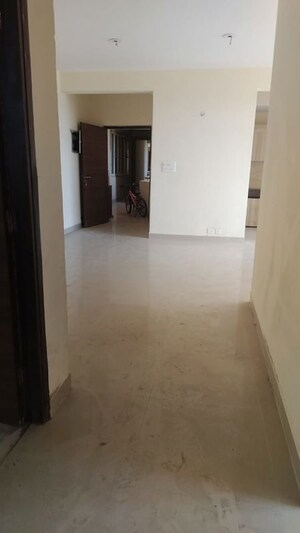 Room in 2 BHK Apartment at Ansal Height 86, Sector 86 – for Rent