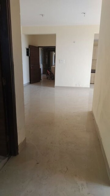 Room in 2 BHK Apartment at Ansal Height 86, Sector 86 – for Rent