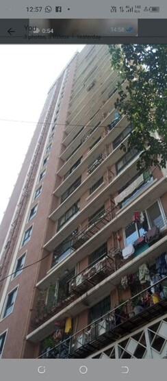 1 BHK + Study Room Apartment For Rent in Dadar East