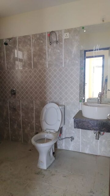 Bathroom in 3 BHK Apartment at Ansal Height 86, Sector 86 – for Rent