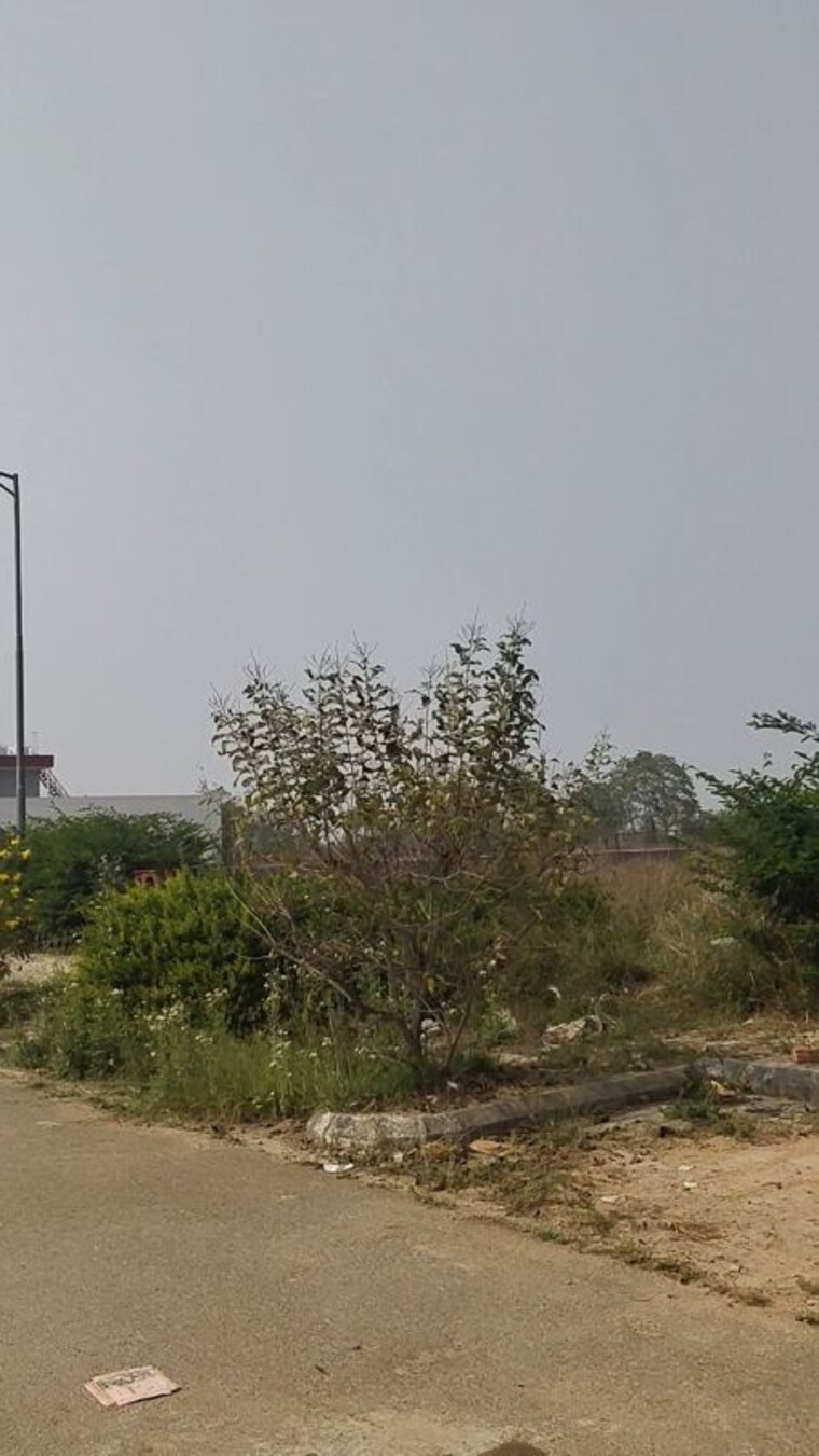 undefined, dlf-garden-city  3600 Sq.Ft. Plot In Mohanlalganj Lucknow 10122906