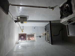 Kitchen in 1.5 BHK Apartment at Somaiya House, Vile Parle East – for Rent